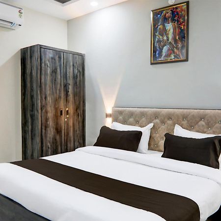 Отель Super Townhouse Gls International Лакхнау Экстерьер фото